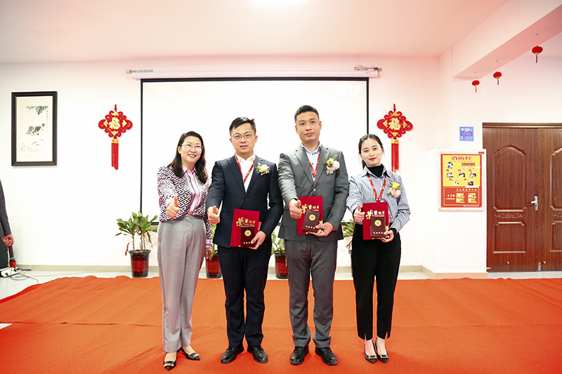 Welcome大发科技隆重举行2021年度颁奖典礼暨第五届Welcome大发英才奖颁奖盛典